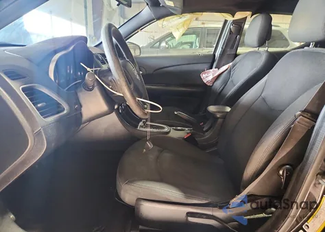 2013 Dodge Avenger Se z USA, uszkodzony, nr VIN 1C3CDZAB3DN519367